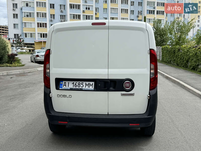 Вантажний фургон Fiat Doblo 2016 в Києві фото 6 Вантажний фургон Fiat Doblo 2016 в Києві