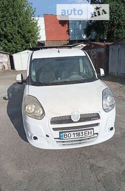 Минивэн Fiat Doblo 2010 в Киеве