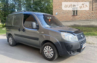 Вантажний фургон Fiat Doblo 2007 в Шепетівці