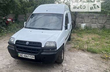 Вантажний фургон Fiat Doblo 2004 в Дніпрі