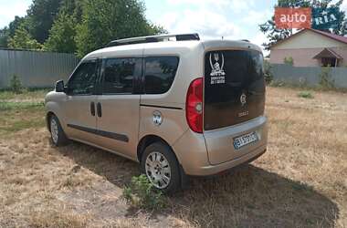 Минивэн Fiat Doblo 2011 в Миргороде