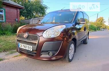 Минивэн Fiat Doblo 2011 в Чернигове