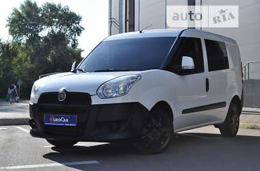 Вантажопасажирський фургон Fiat Doblo 2014 в Києві