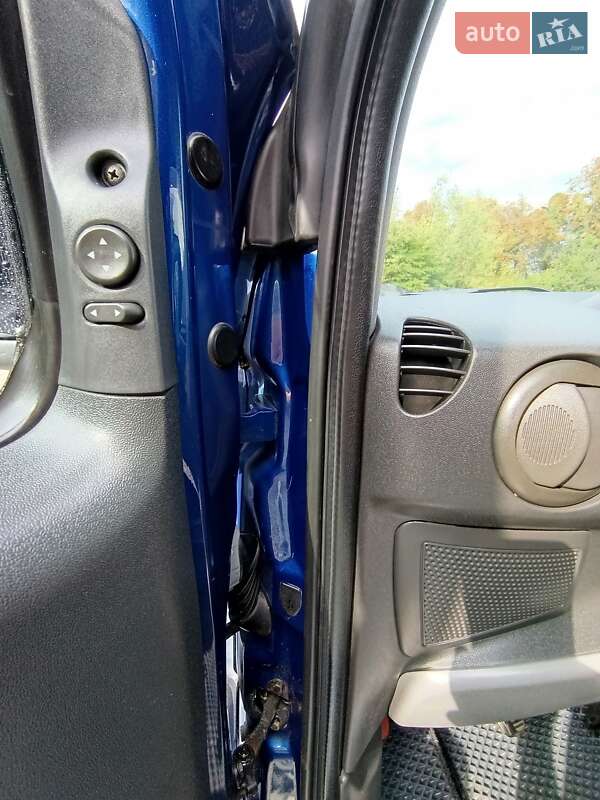 Минивэн Fiat Doblo 2006 в Калуше