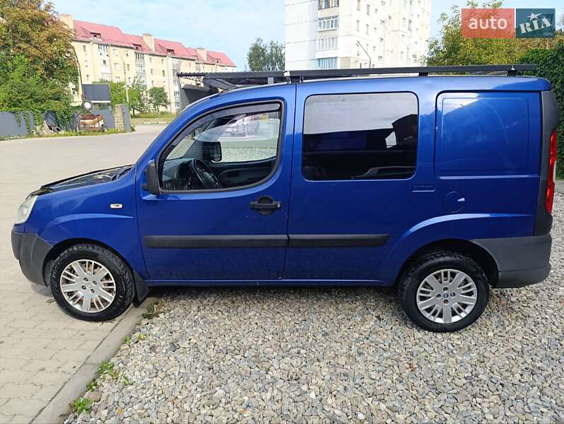 Минивэн Fiat Doblo 2006 в Калуше