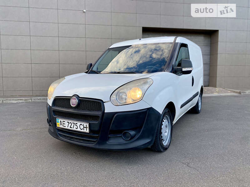 Грузовой фургон Fiat Doblo 2011 в 