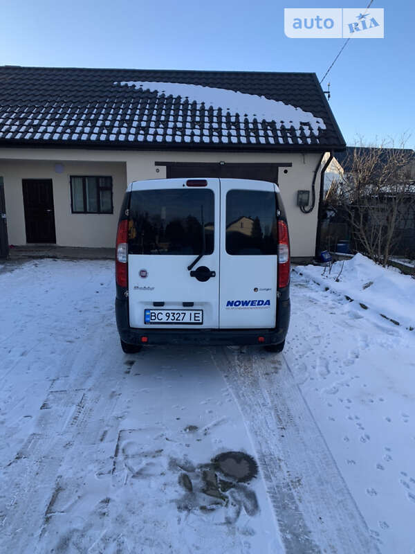 Минивэн Fiat Doblo 2009 в Львове