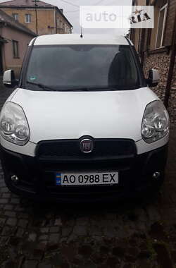 Грузопассажирский фургон Fiat Doblo 2010 в Мукачево