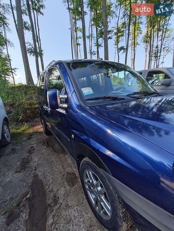 Минивэн Fiat Doblo 2005 в Новояворовске