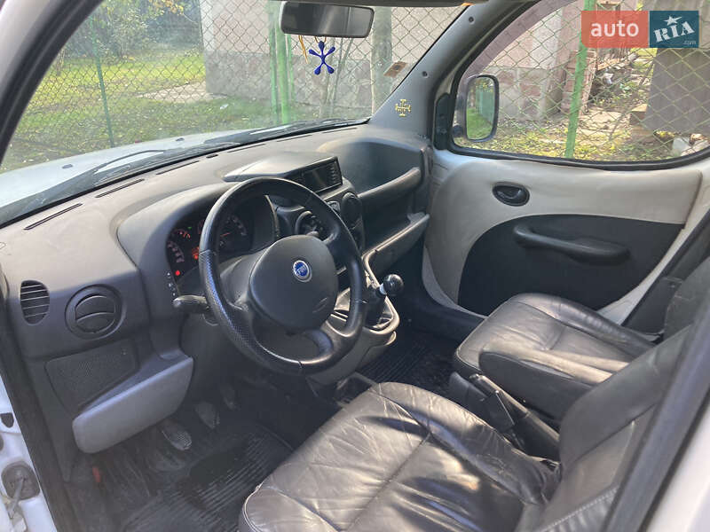 Минивэн Fiat Doblo 2006 в Ивано-Франковске
