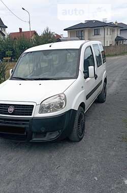 Минивэн Fiat Doblo 2009 в Львове