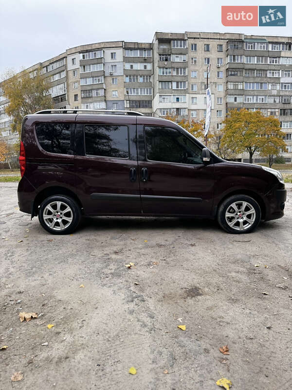 Мінівен Fiat Doblo 2011 в Сумах