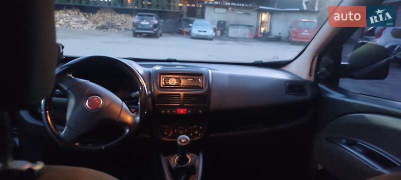 Мінівен Fiat Doblo 2010 в Чернівцях фото 9 Мінівен Fiat Doblo 2010 в Чернівцях