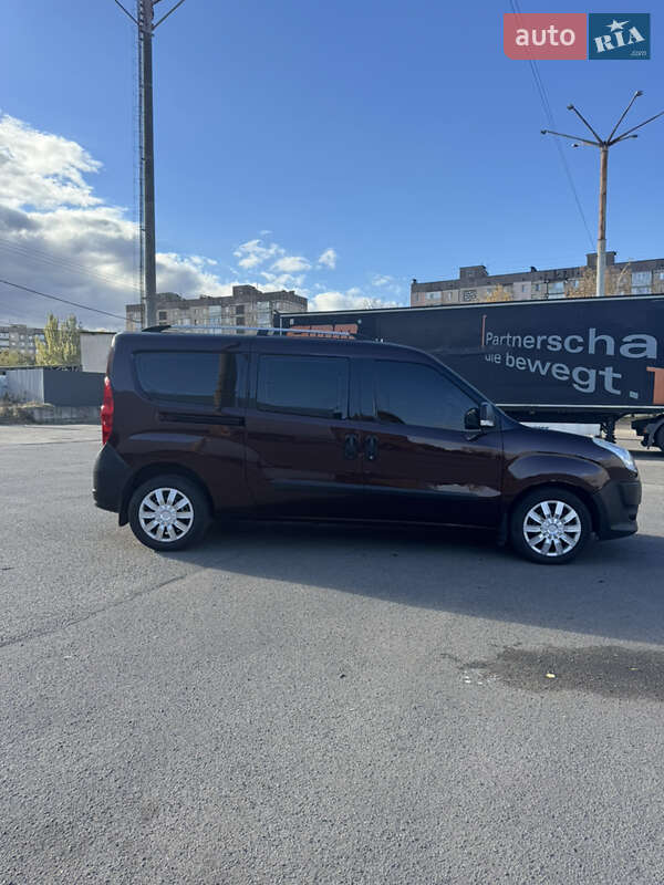 Мінівен Fiat Doblo 2011 в Кривому Розі