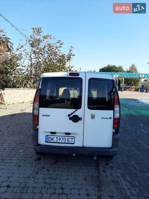 Минивэн Fiat Doblo 2003 в Березному