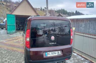 Минивэн Fiat Doblo 2010 в 