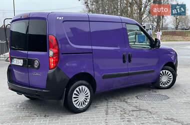 Вантажний фургон Fiat Doblo 2010 в Жовкві