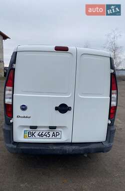 Минивэн Fiat Doblo 2004 в Немовичах