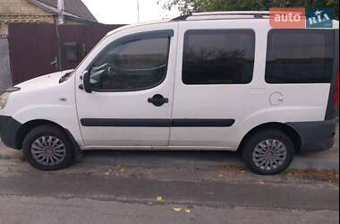 Минивэн Fiat Doblo 2006 в Киеве