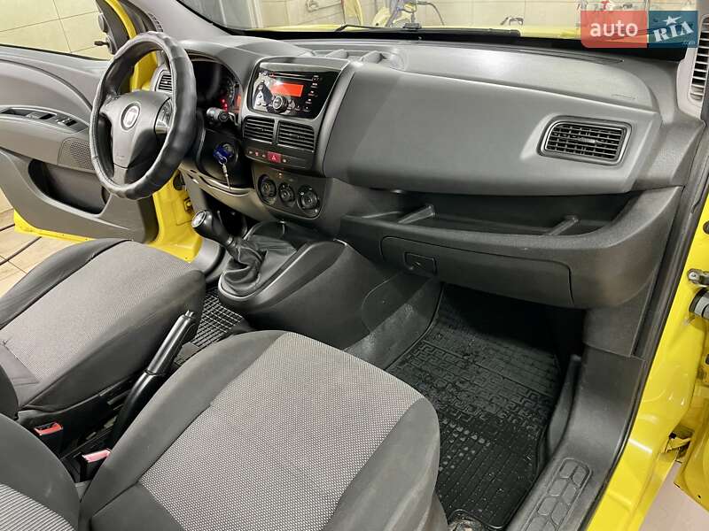 Грузовой фургон Fiat Doblo 2011 в Сумах фото 27 Грузовой фургон Fiat Doblo 2011 в Сумах