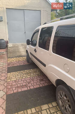 Минивэн Fiat Doblo 2009 в 