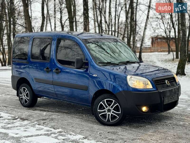 Грузопассажирский фургон Fiat Doblo 2007 в Ахтырке