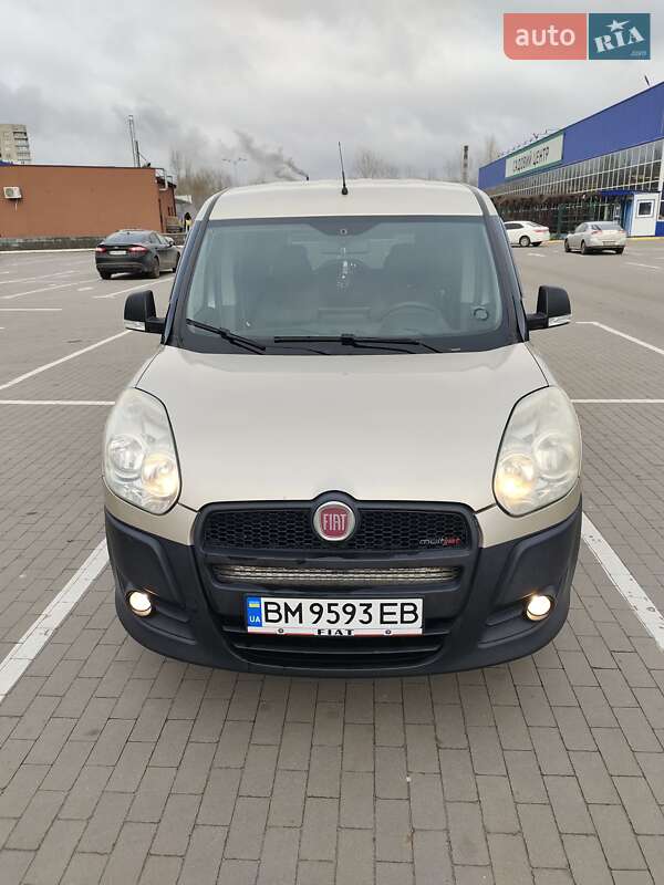 Минивэн Fiat Doblo 2010 в Сумах