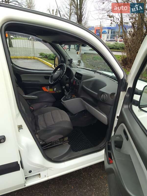 Минивэн Fiat Doblo 2009 в Кременчуге