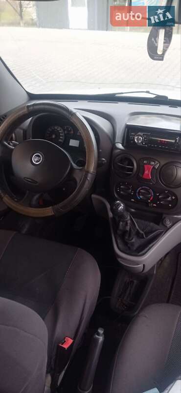 Мінівен Fiat Doblo 2005 в Чернівцях