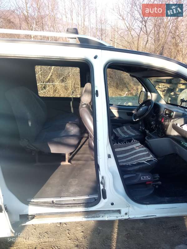 Минивэн Fiat Doblo 2007 в Ужгороде фото 5 Минивэн Fiat Doblo 2007 в Ужгороде