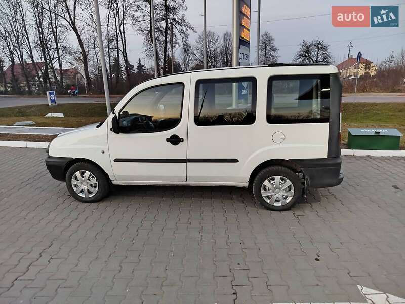 Мінівен Fiat Doblo 2001 в Рокитному