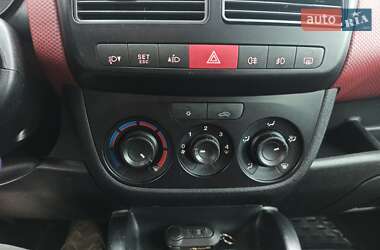 Минивэн Fiat Doblo 2010 в 