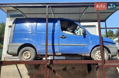 Вантажний фургон Fiat Doblo 2005 в Харкові