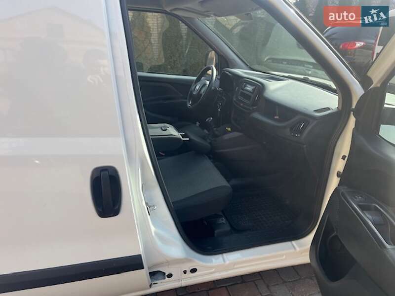 Грузовой фургон Fiat Doblo 2018 в Киеве