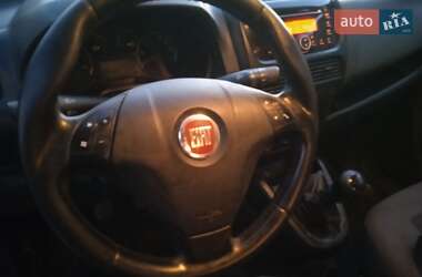 Минивэн Fiat Doblo 2011 в Гусятине