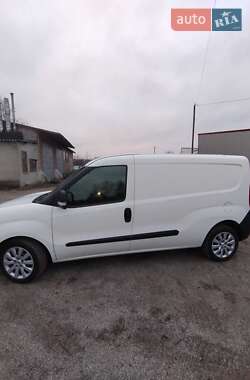 Вантажний фургон Fiat Doblo 2011 в 
