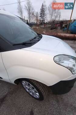 Вантажний фургон Fiat Doblo 2011 в 