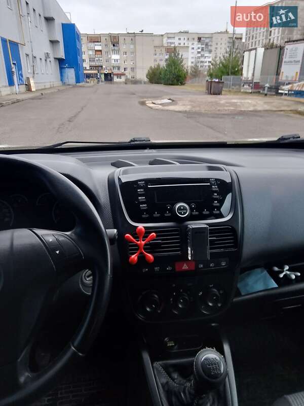 Минивэн Fiat Doblo 2010 в Ковеле