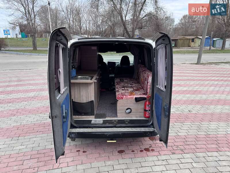 Минивэн Fiat Doblo 2003 в Запорожье