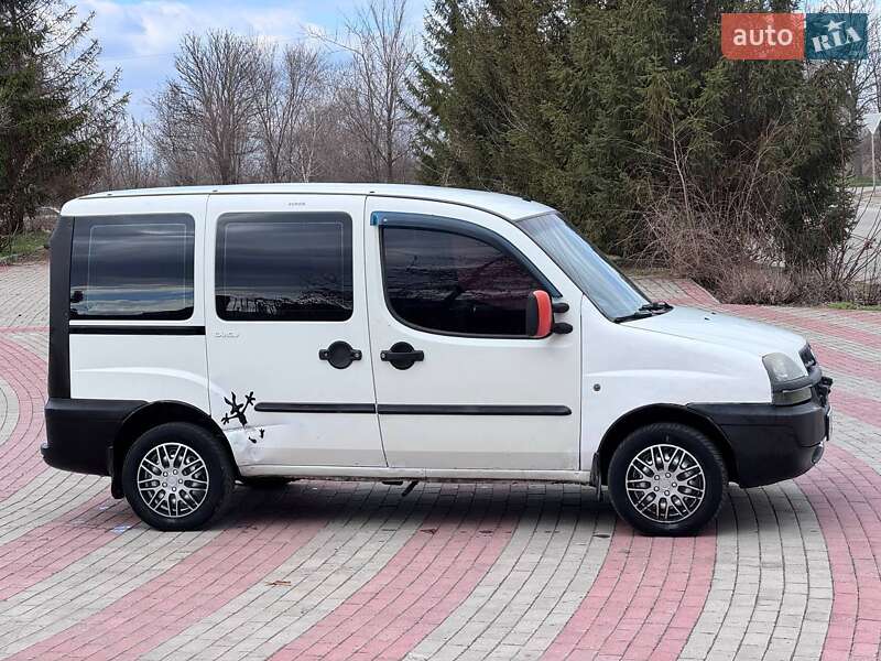 Минивэн Fiat Doblo 2003 в Запорожье