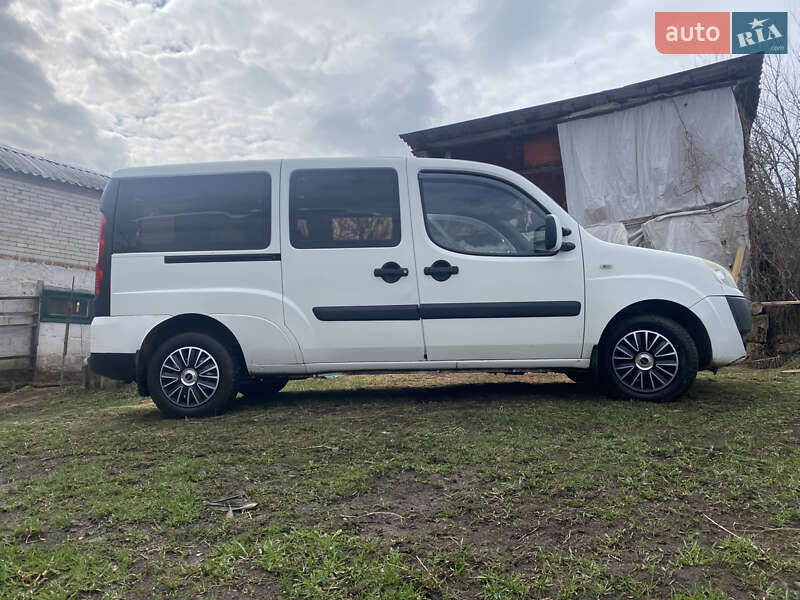 Минивэн Fiat Doblo 2007 в Тростянце