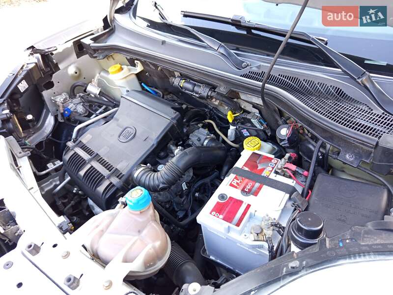 Минивэн Fiat Doblo 2012 в Сумах фото 16 Минивэн Fiat Doblo 2012 в Сумах