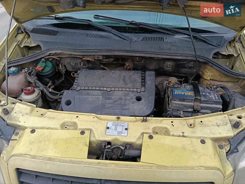 Минивэн Fiat Doblo 2006 в Макарове