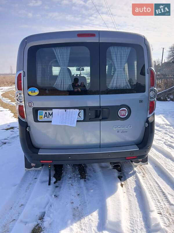 Минивэн Fiat Doblo 2010 в Олевске