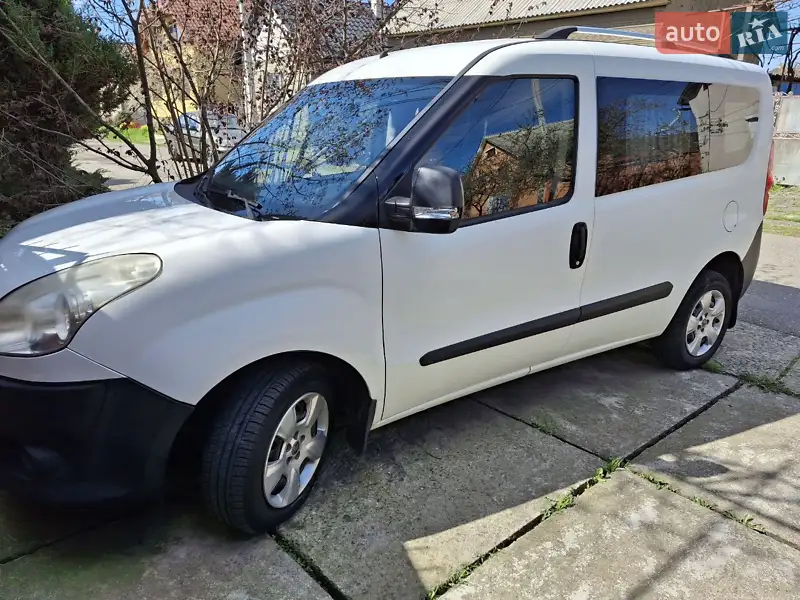 Fiat Doblo 2010