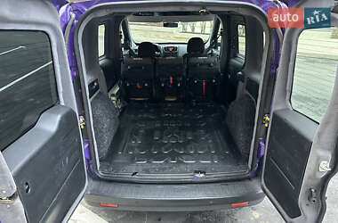 Минивэн Fiat Doblo 2011 в 