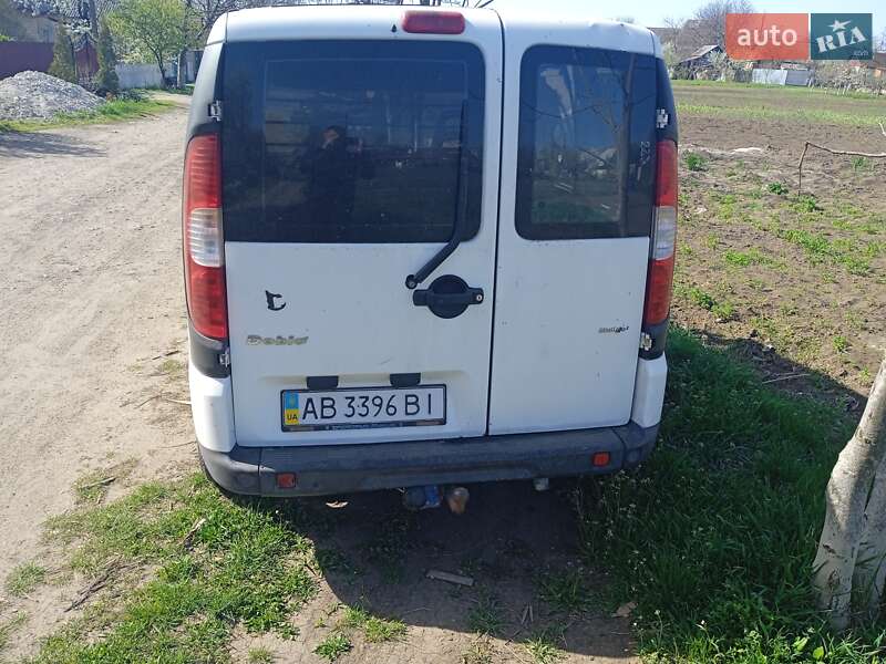 Вантажний фургон Fiat Doblo 2010 в Бершаді