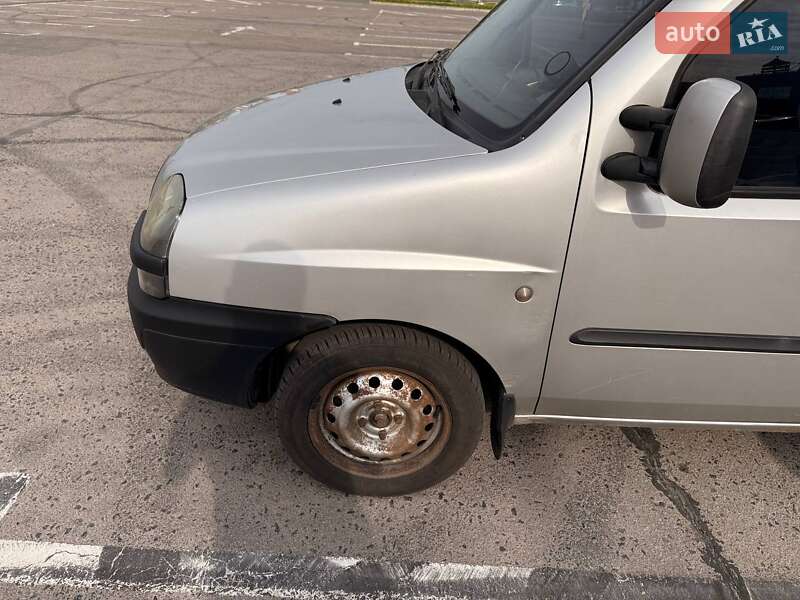 Минивэн Fiat Doblo 2003 в Ровно