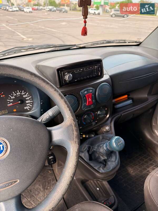 Минивэн Fiat Doblo 2003 в Ровно