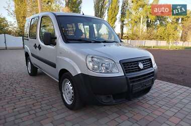 Мінівен Fiat Doblo 2011 в 